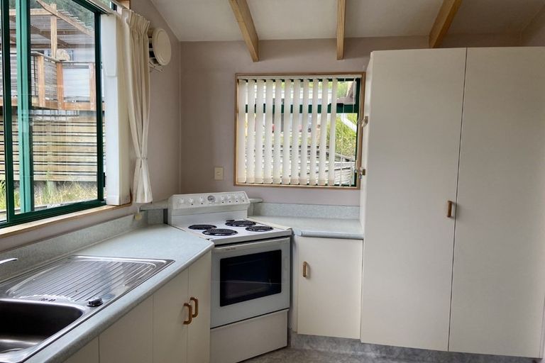 Photo of property in 16b Leicester Street, Picton, 7220