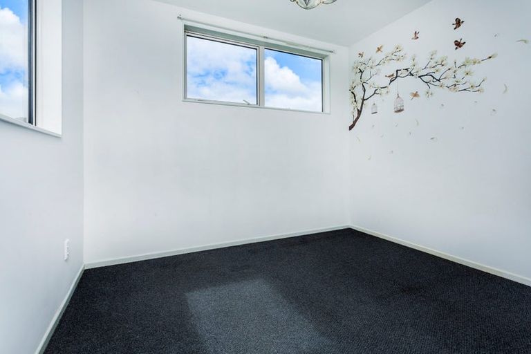 Photo of property in 44a Waverley Avenue, Glenfield, Auckland, 0629