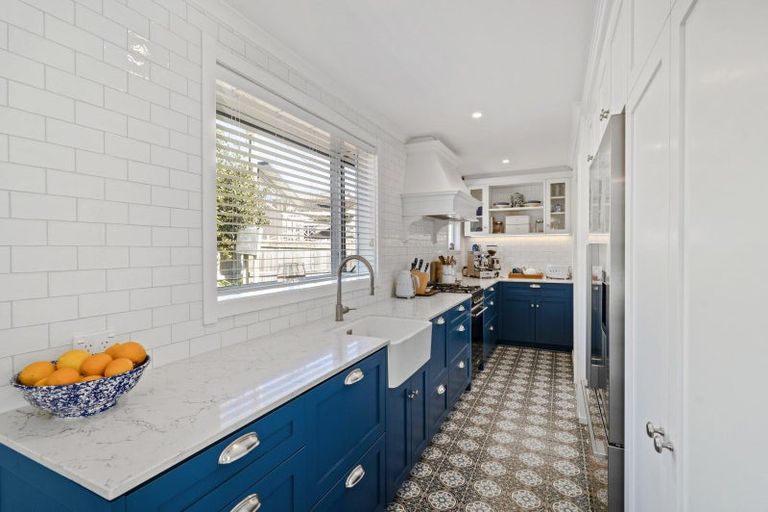 Photo of property in 1/31a Campbell Street, Havelock North, 4130