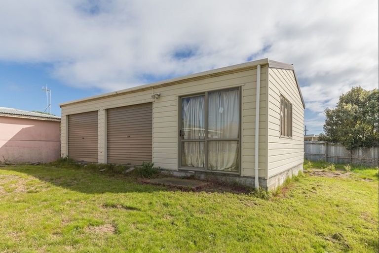 Photo of property in 22 Kauwhata Street, Himatangi Beach, Foxton, 4891