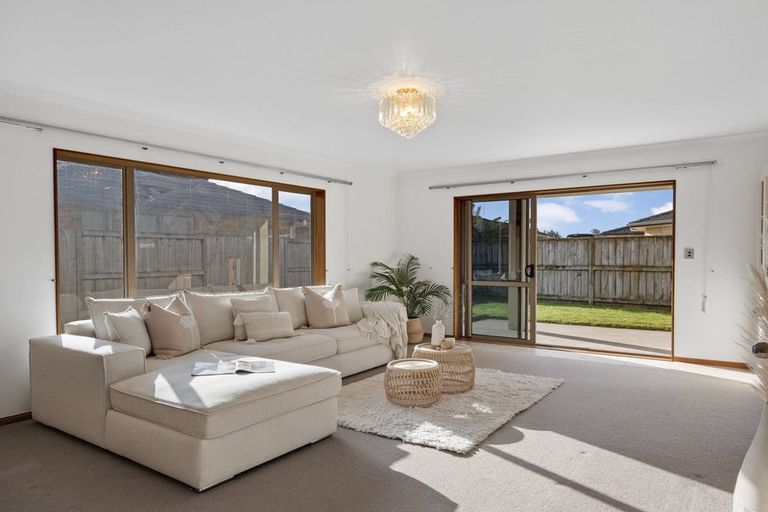 Photo of property in 5 Shire Place, Papamoa Beach, Papamoa, 3118