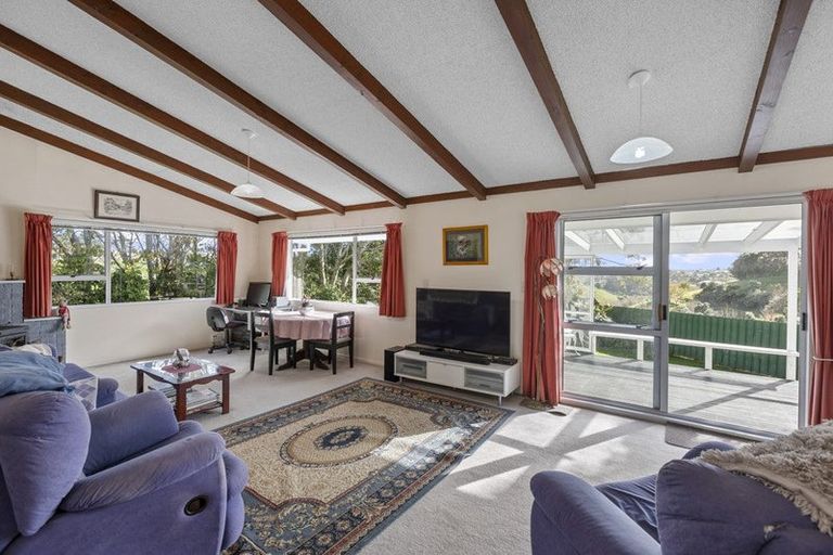 Photo of property in 24a Saint Ives Grove, Whalers Gate, New Plymouth, 4310