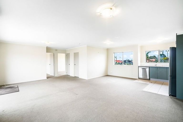 Photo of property in St Claire Village, 183/172 Mcleod Road, Te Atatu South, Auckland, 0610