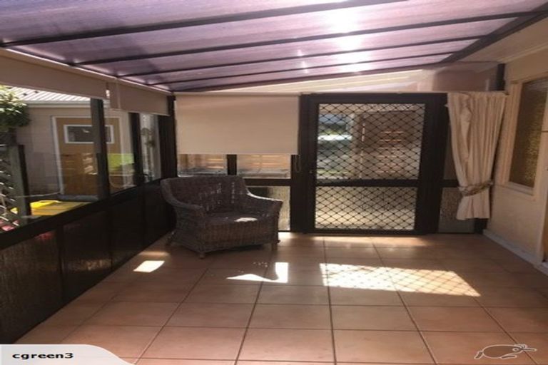 Photo of property in 22 Niccol Avenue, Narrow Neck, Auckland, 0624