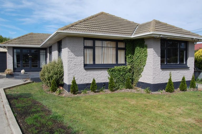 Photo of property in 23 Barclay Place, Burwood, Christchurch, 8061