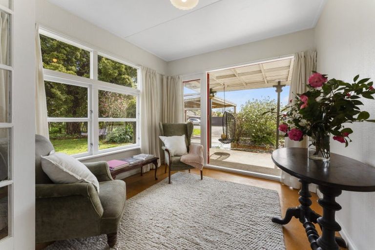 Photo of property in 12 Queen Street, Pahiatua, 4910