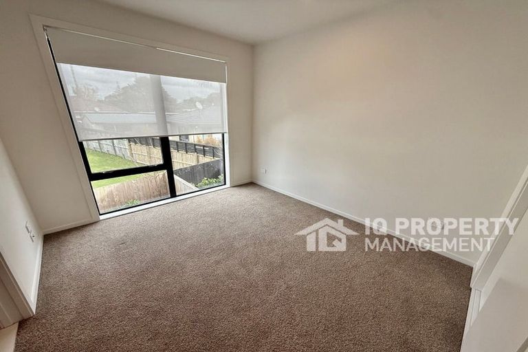 Photo of property in 10/20 Moor Avenue, Te Atatu Peninsula, Auckland, 0610