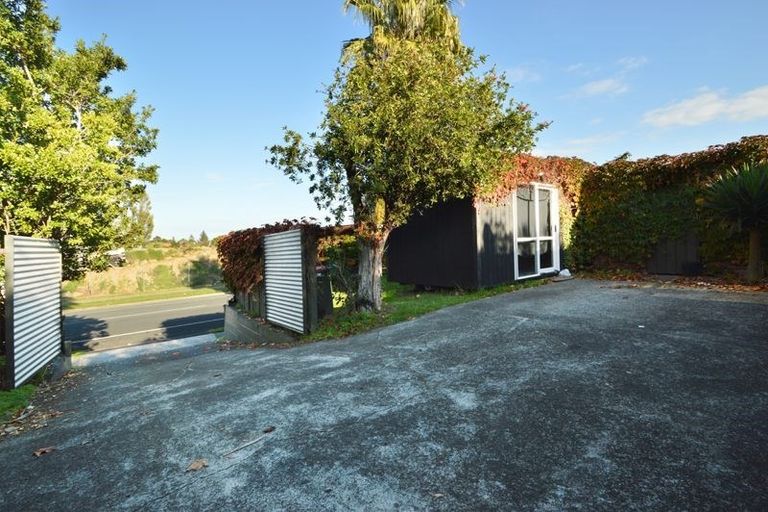 Photo of property in 5 Beatty Avenue, Manurewa, Auckland, 2102