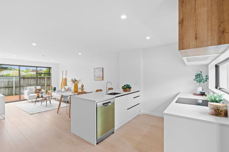 Photo of property in 115a Lincoln Road, Addington, Christchurch, 8024