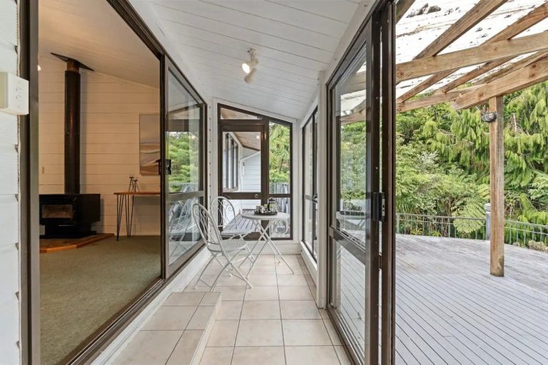 Photo of property in 8f Nevada Drive, Merrilands, New Plymouth, 4312