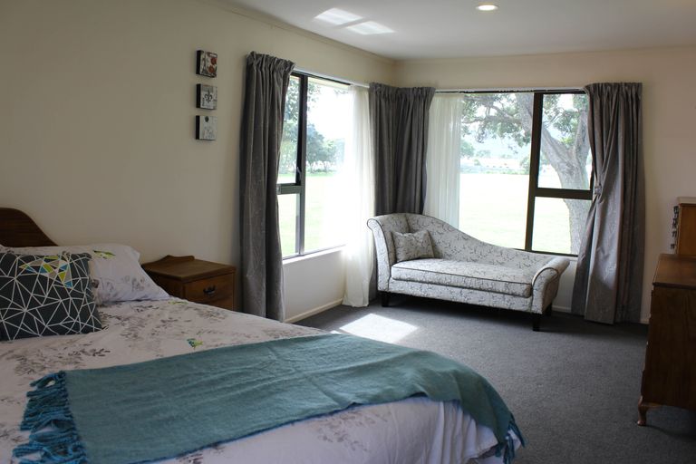 Photo of property in 52 Britannia Street, Petone, Lower Hutt, 5012