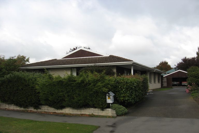 Photo of property in 19 Lodge Place, Ilam, Christchurch, 8041