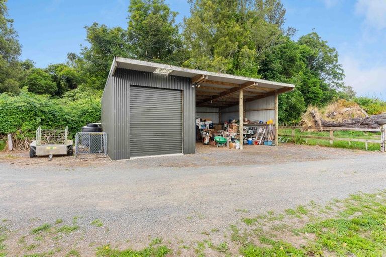 Photo of property in 332 Kuku East Road, Kuku, Levin, 5570