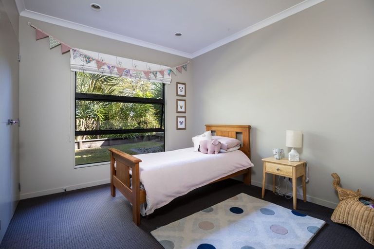 Photo of property in 69a Karamea Street, Whalers Gate, New Plymouth, 4310