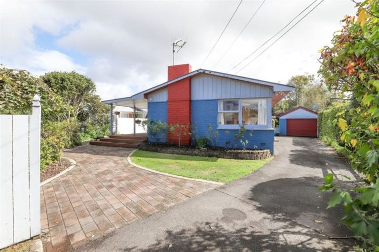 Photo of property in 44 Tudor Crescent, Chedworth, Hamilton, 3210