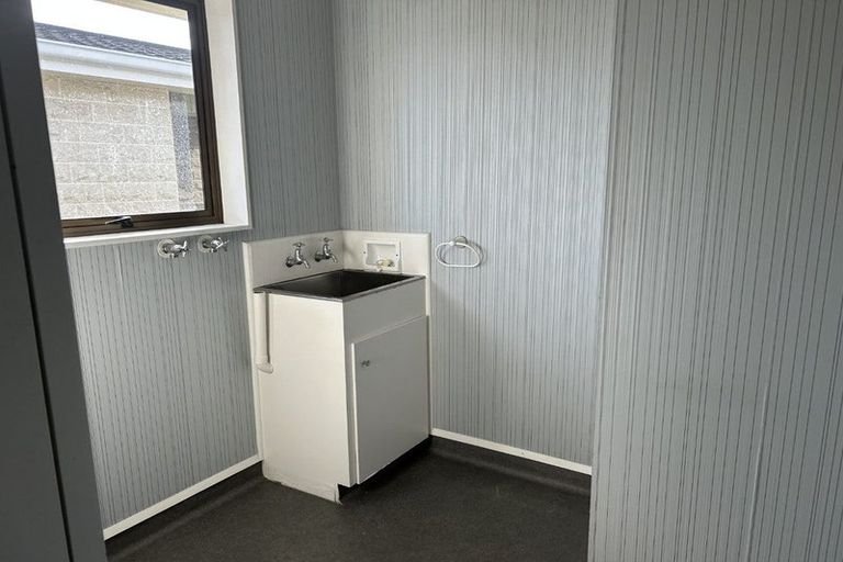 Photo of property in 18 Mckeefry Avenue, Greenmeadows, Napier, 4112