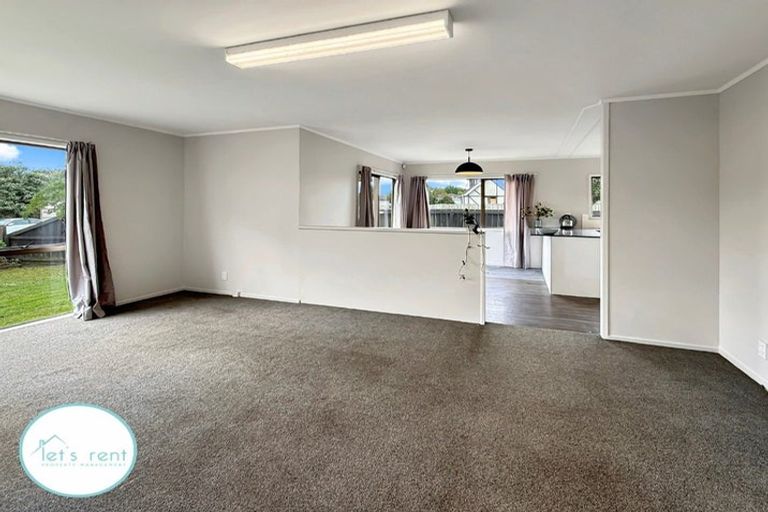 Photo of property in 15 Rangataua Place, Manurewa, Auckland, 2102