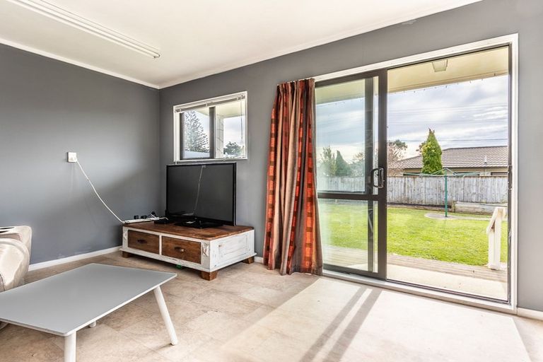 Photo of property in 4 Belle Maison Court, Levin, 5510