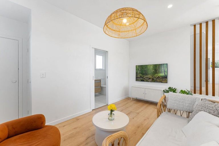 Photo of property in 1338 Papamoa Beach Road, Papamoa Beach, Papamoa, 3118