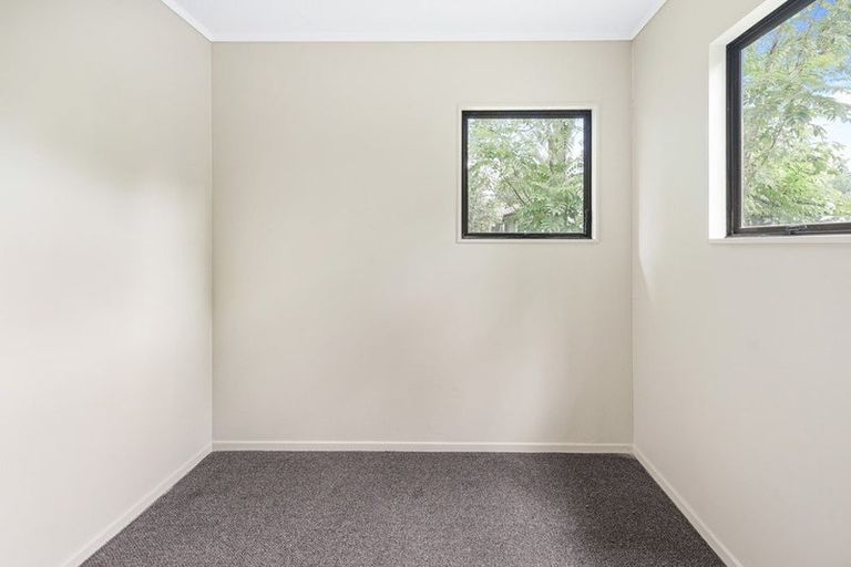 Photo of property in 14 Manor Place, Bader, Hamilton, 3206