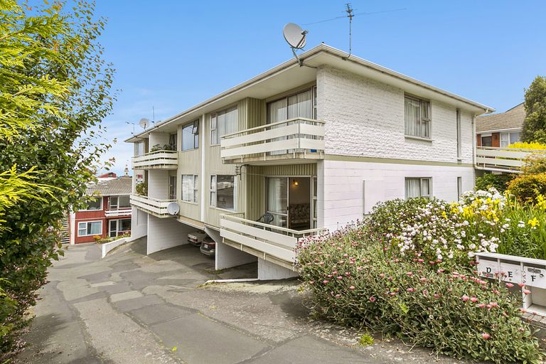 Photo of property in 80d London Street, Dunedin Central, Dunedin, 9016