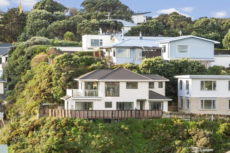 Photo of property in 116a Severn Street, Island Bay, Wellington, 6023