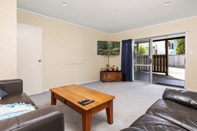 Photo of property in 15 Gilmore Street, Te Puke, 3119