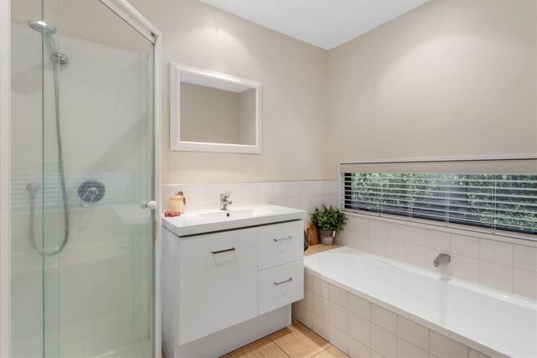 Photo of property in 15a Galway Avenue, Bryndwr, Christchurch, 8052