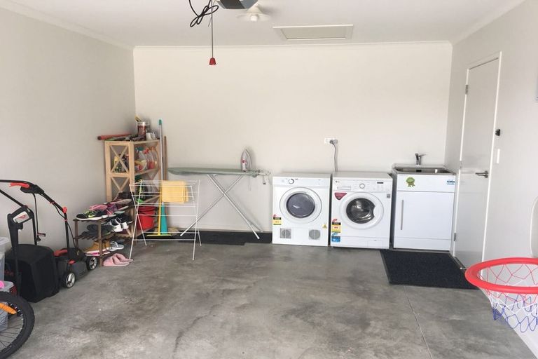 Photo of property in 1/2 Hilton Road, Saint Andrews, Hamilton, 3200