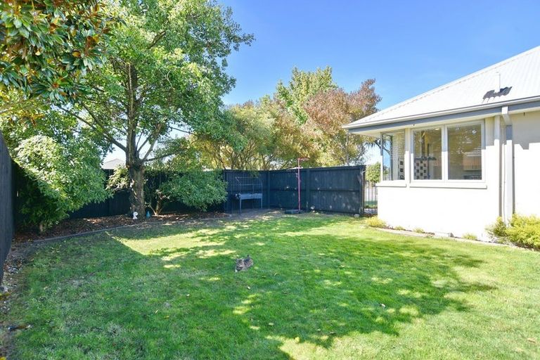 Photo of property in 3 Puhara Avenue, Parklands, Christchurch, 8083