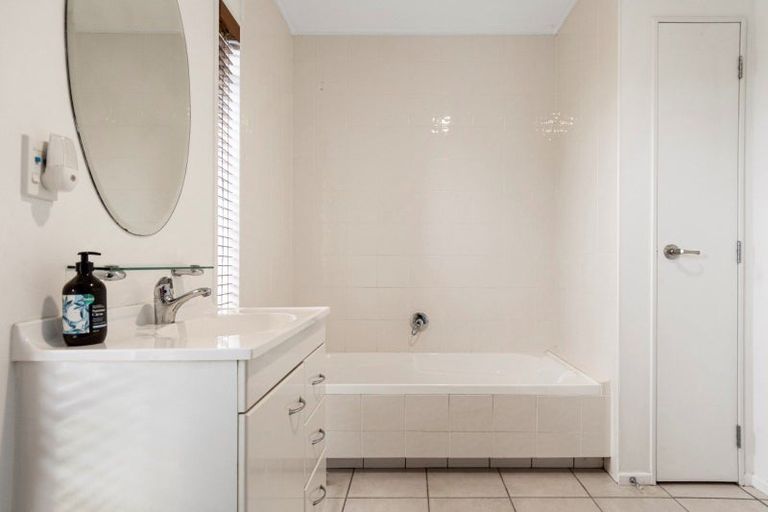 Photo of property in 46 Grantston Drive, Pyes Pa, Tauranga, 3112