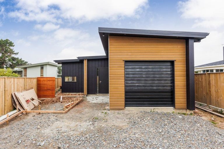 Photo of property in 40a Clifton Terrace, Fitzherbert, Palmerston North, 4410