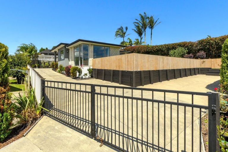 Photo of property in 12 Fleur Place, Te Puke, 3119