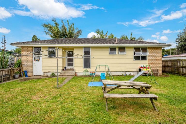 Photo of property in 91 Arimu Road, Papakura, 2110