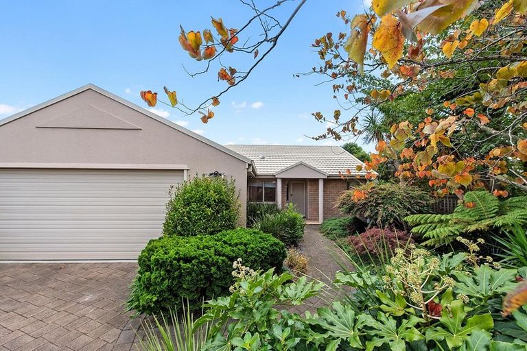 Photo of property in 1 Abbie Lane, Rototuna, Hamilton, 3210