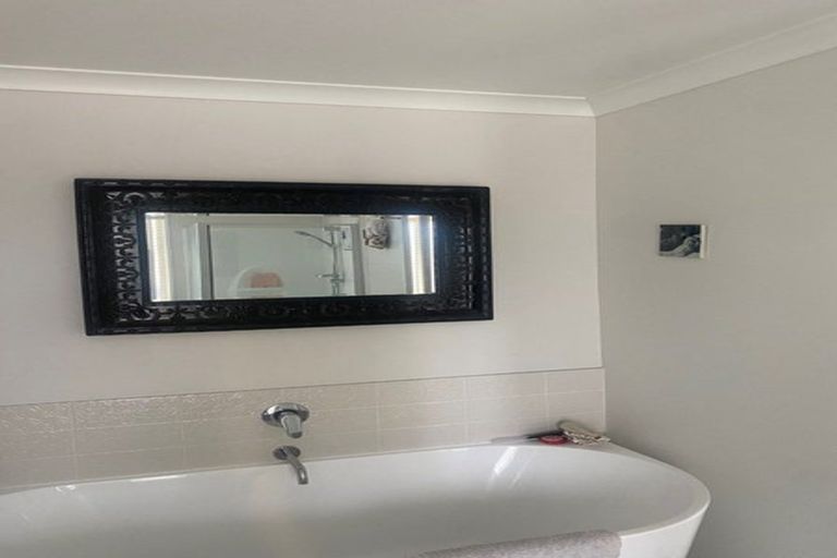 Photo of property in 1 Franklin Drive, Rangiora, 7400