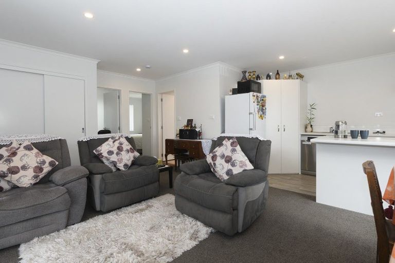 Photo of property in 12 Crest Way, Papamoa, 3118