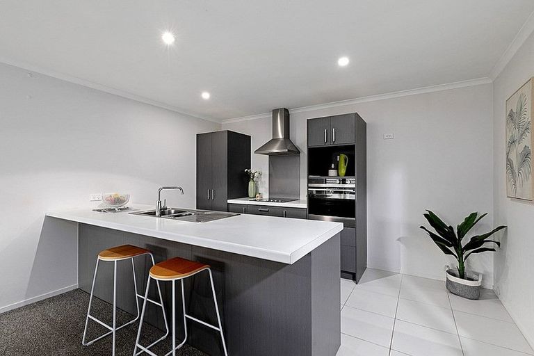 Photo of property in 13 Puarangi Lane, Stanmore Bay, Whangaparaoa, 0932