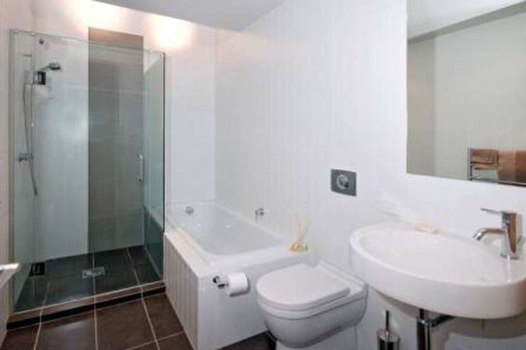 Photo of property in 15 Boardwalk Lane, Seatoun, Wellington, 6022