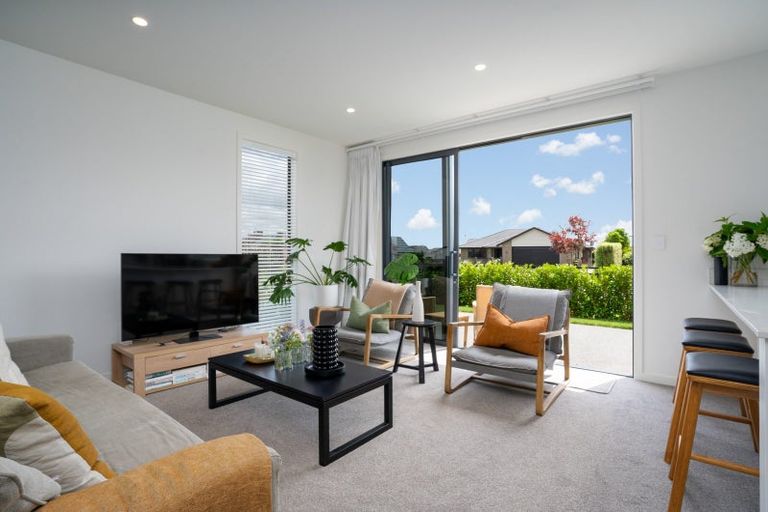 Photo of property in 10 Garland Lane, Leamington, Cambridge, 3432