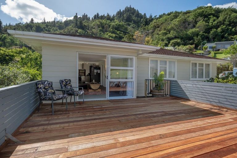 Photo of property in 79a Milton Terrace, Picton, 7220