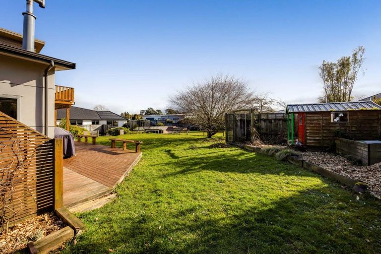 Photo of property in 17 Elizabeth Grove, Stratford, 4332