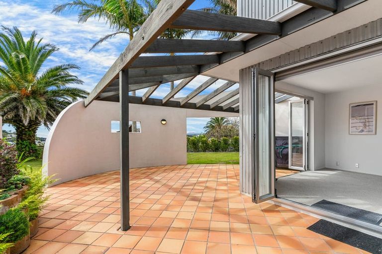 Photo of property in 43 Cullen Street, Mangawhai Heads, Mangawhai, 0505