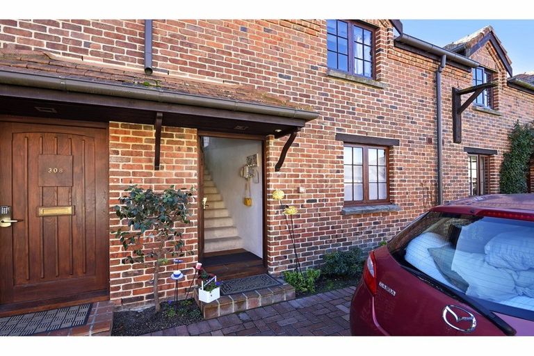 Photo of property in Riverside Cottages, 9/7 Quiet Woman Way, Monaco, Nelson, 7011