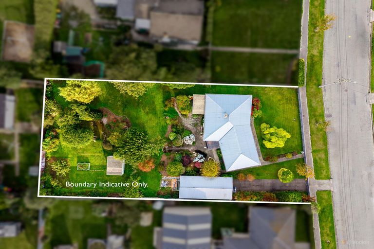 Photo of property in 15 Rugby Street, Waimate, 7924