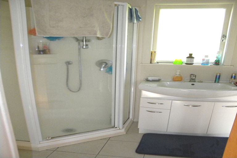 Photo of property in 241 Brady Street, Te Awamutu, 3800