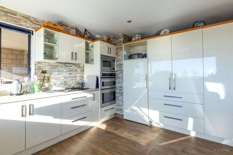 Photo of property in 108 Spur Road, Hadlow, Timaru, 7975