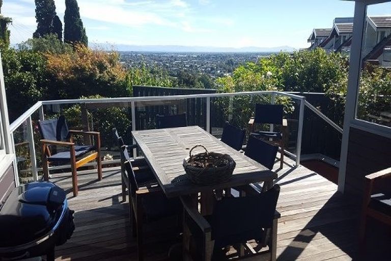 Photo of property in 10 Heaton Rhodes Place, Cashmere, Christchurch, 8022