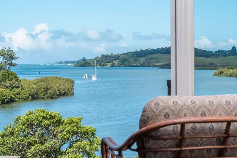 Photo of property in 82 Riverview Road, Kerikeri, 0230