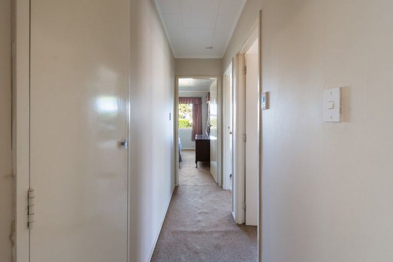 Photo of property in 12 Cargill Grove, Kelvin Grove, Palmerston North, 4414